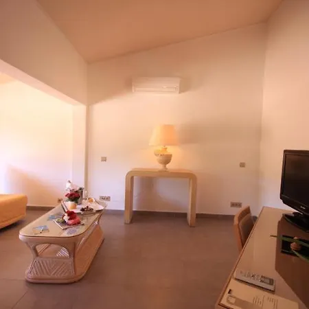 Eden Park 4* Serriera (Corsica)